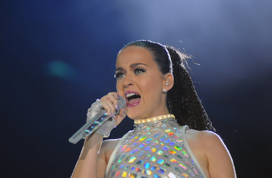 Katy Perry Brushes Off Midair Prop Scare During San Francisco Show